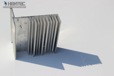 T6 T66 CNC の機械化を用いるアルミニウム脱熱器放出のプロフィール
