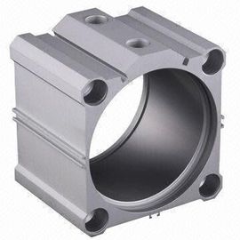 製造所は 6063 CNC の機械化を用いる産業アルミニウム プロフィール シリンダー貝を finihsed