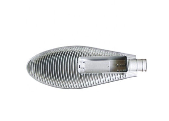 アルミニウム 鋳造部品 LED 路灯ハウス / ランプシェーダー ポーリング ADC12