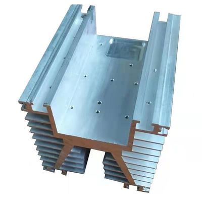 突き出された脱熱器プロフィールを機械で造る陽極酸化されたOEM注文CNC